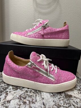 Like New Giuseppe Zannotti Sneakers